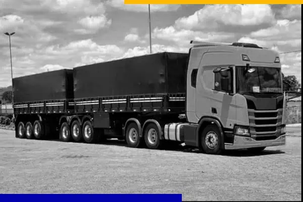 O que é um caminhão de 9 eixos? O bitrenzão é um bitrem de nove eixos, porém seus eixos estão distribuídos de uma maneira diferente ao Rodotrem, a divisão ocorre com três eixos posicionados no cavalo mecânico e o restante em cada semi-reboque. Ele também faz uso da quinta roda, uma no caminhão e a outra entre os semi-reboques.